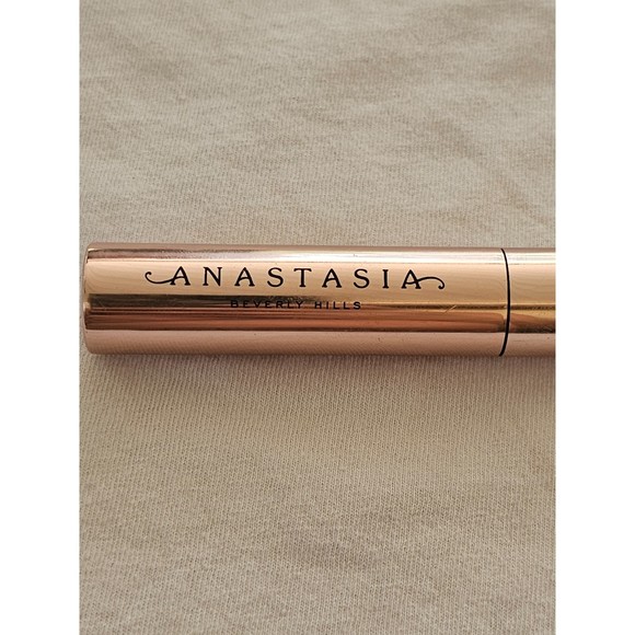 Anastasia Beverly Hills Clear Brow Gel Size .26 FL Oz - New - Picture 3 of 3